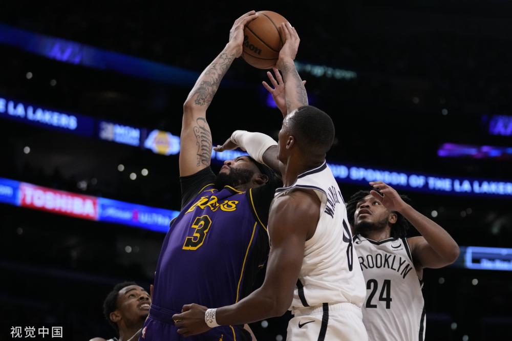 持进攻火力 持进攻火力