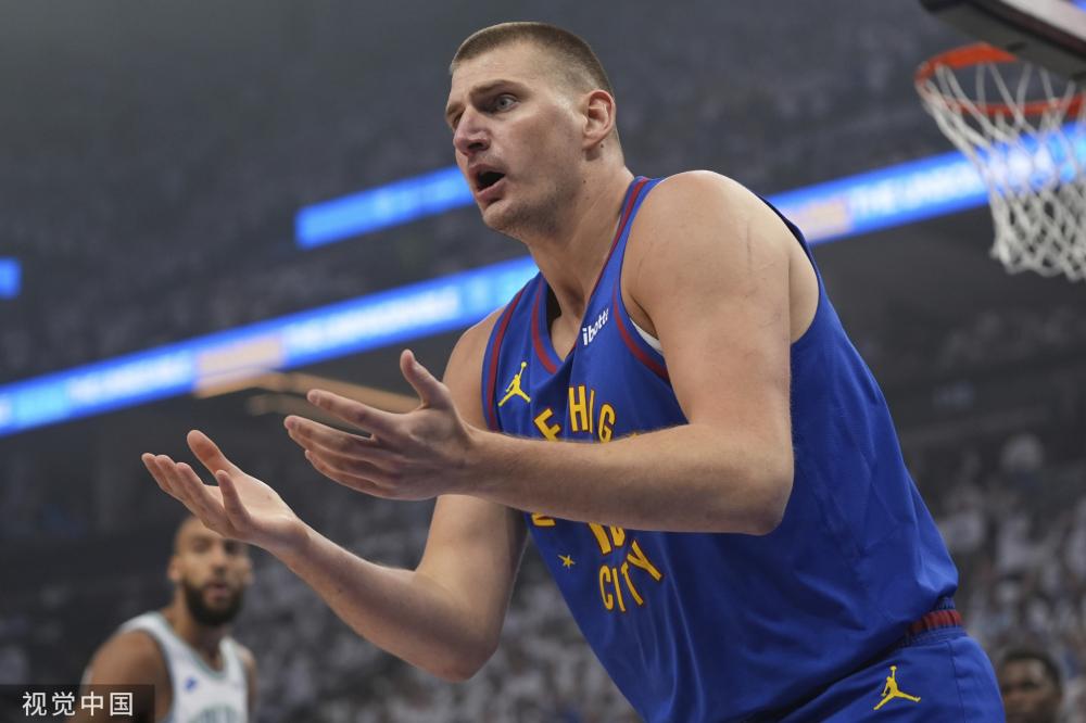 颇为轻松 颇为轻松