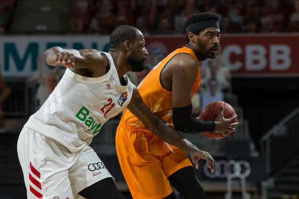 球场将包括 球场将包括