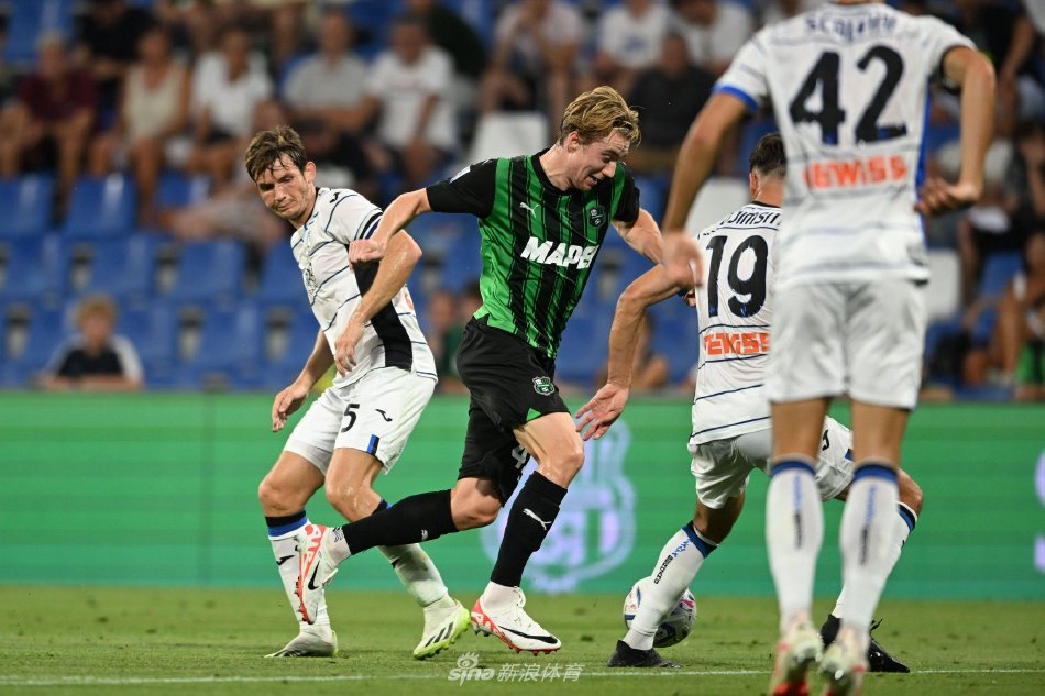 场比赛中依 场比赛中依