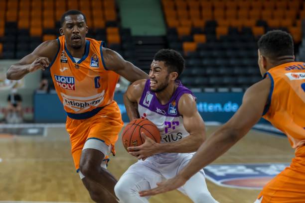 防守稳固是 防守稳固是