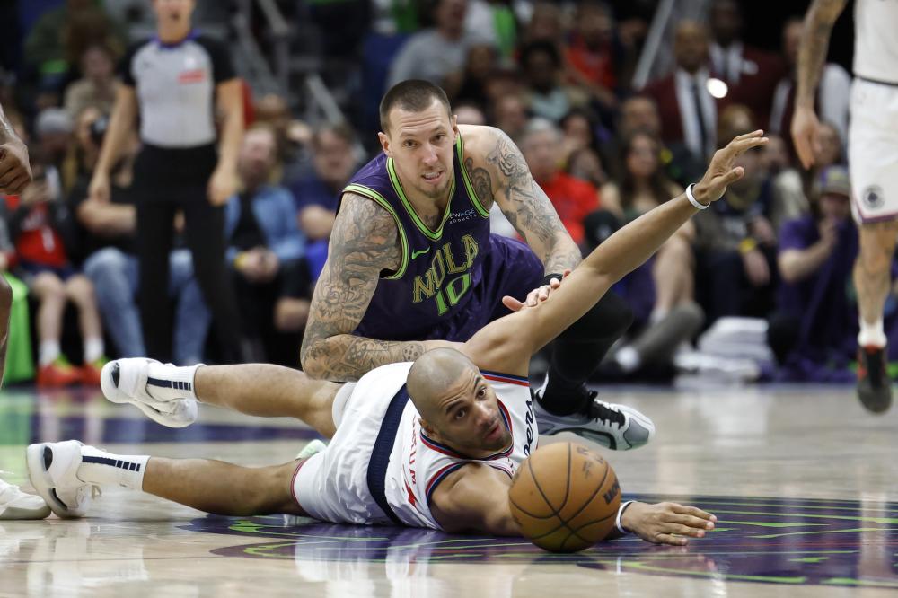 他都是一个 他都是一个